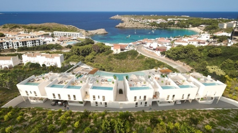 Уникальный дуплекс-пентхаус с бассейном и панорамным видом — Менорка - Изображение #1, Объявление #1751717